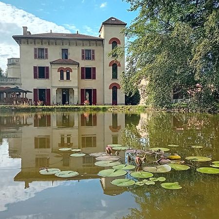 Domaine De Marchal - Chambres Et Table D'Hotes Celles-Sur-Durolle Luaran gambar